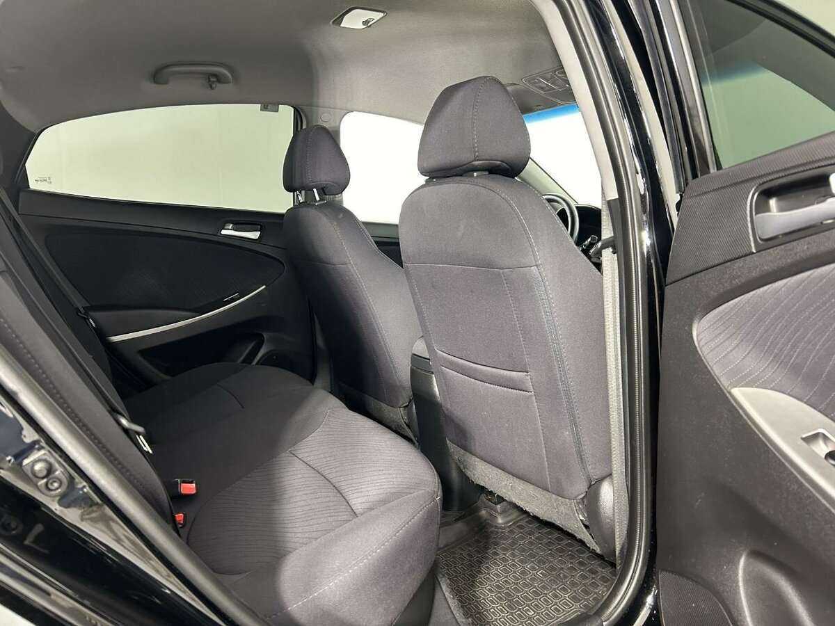 Купить Hyundai Solaris, 2015, 66 300 км, фото №16