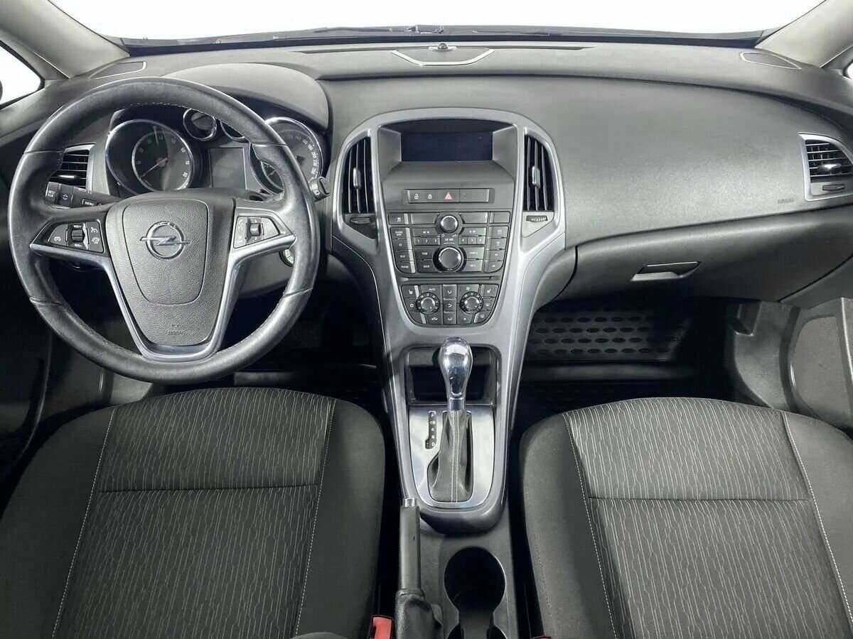 Купить Opel Astra, 2012, 110 000 км, фото №9