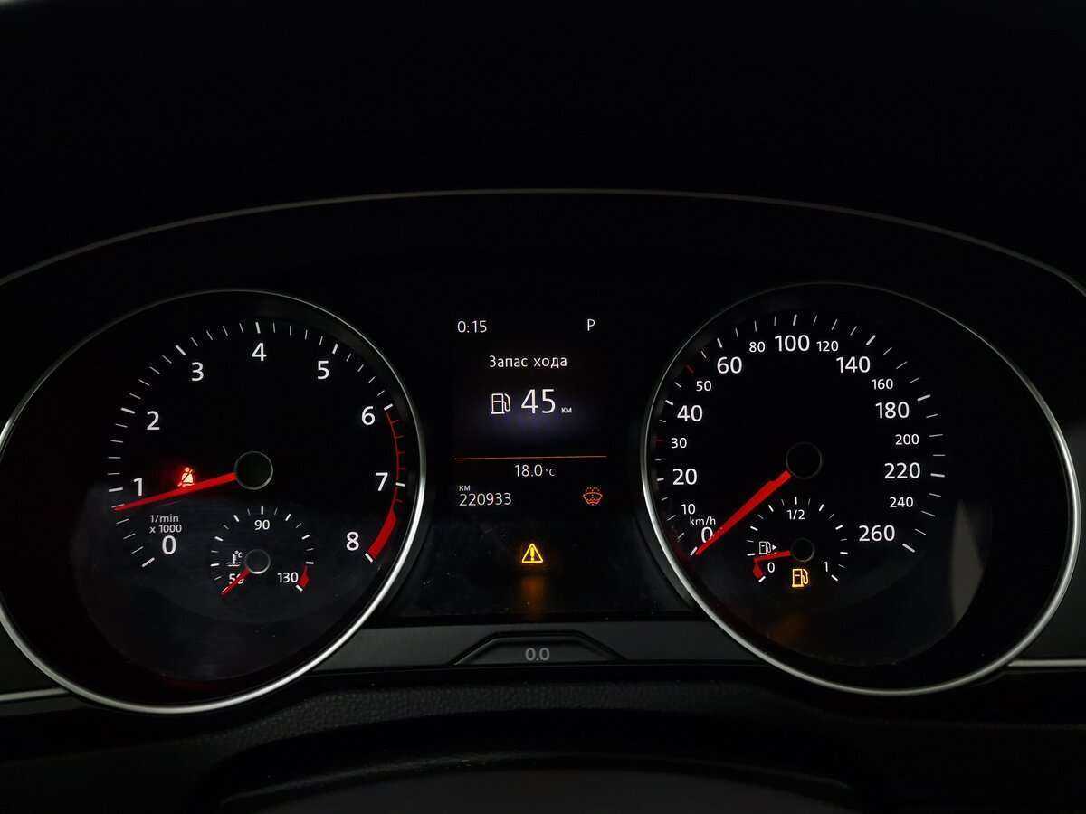 Купить Volkswagen Passat, 2015, 220 993 км, фото №4