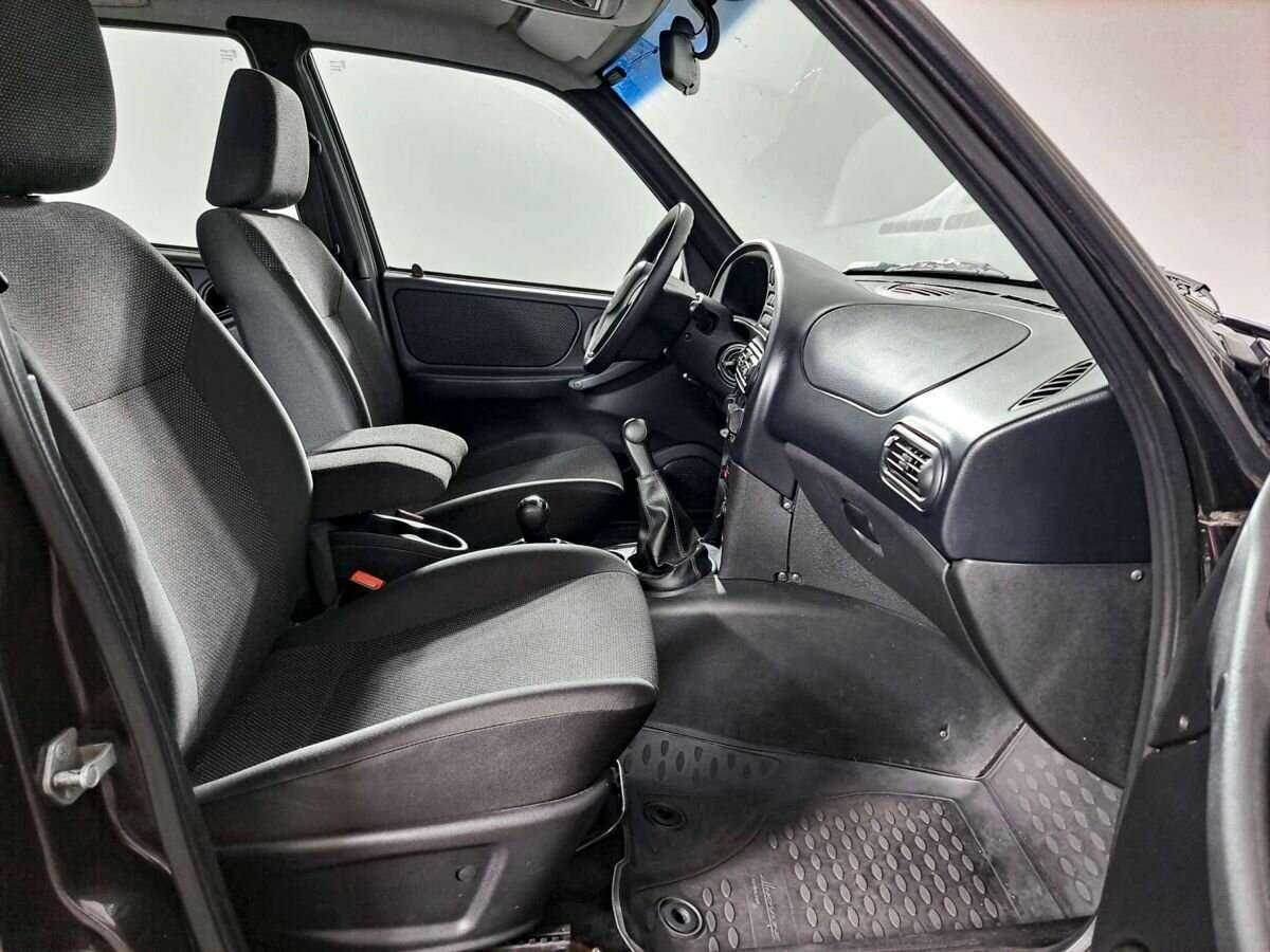 Купить Chevrolet Niva, 2016, 92 110 км, фото №9