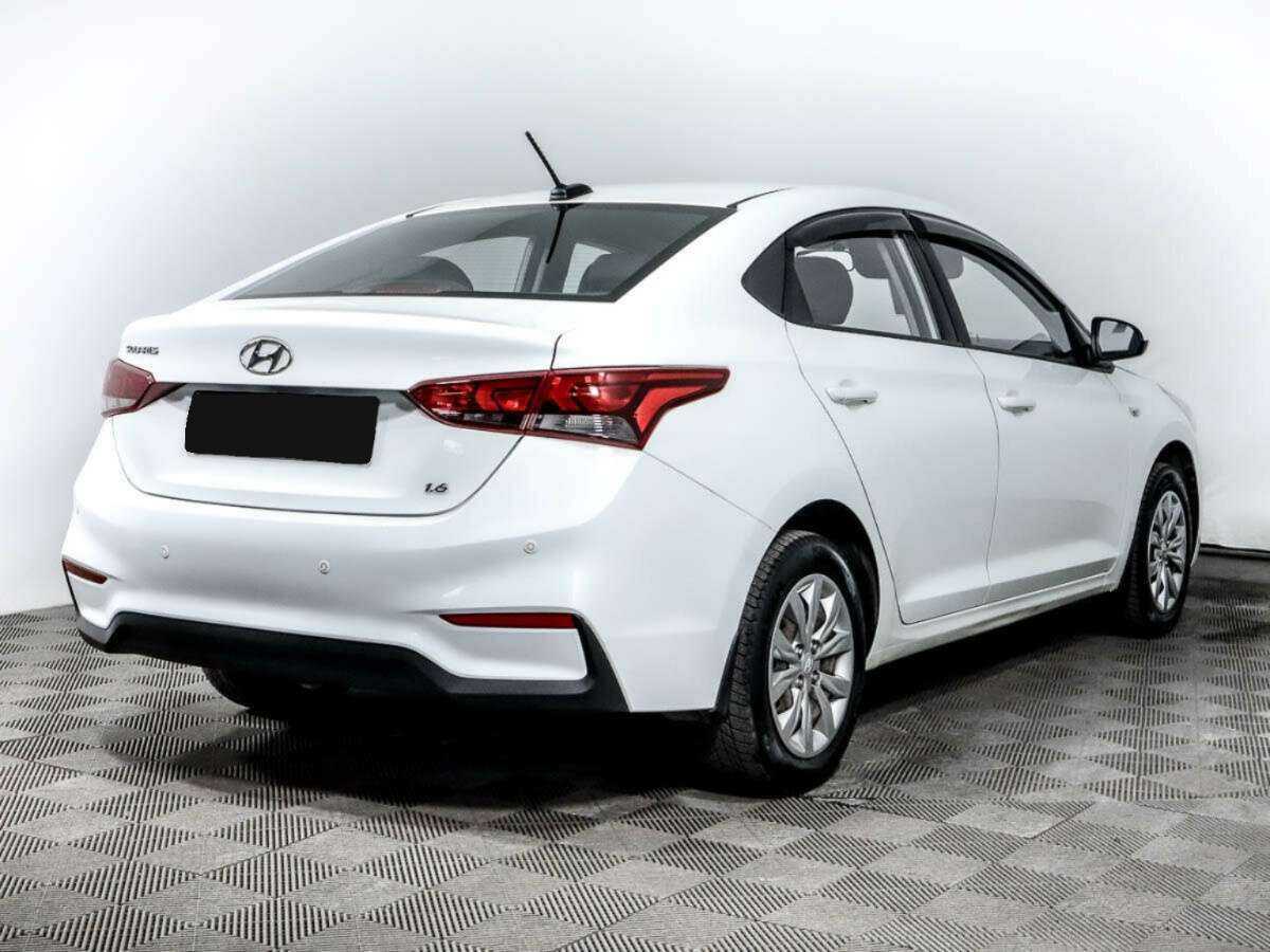 Купить Hyundai Solaris, 2018, 265 648 км, фото №4