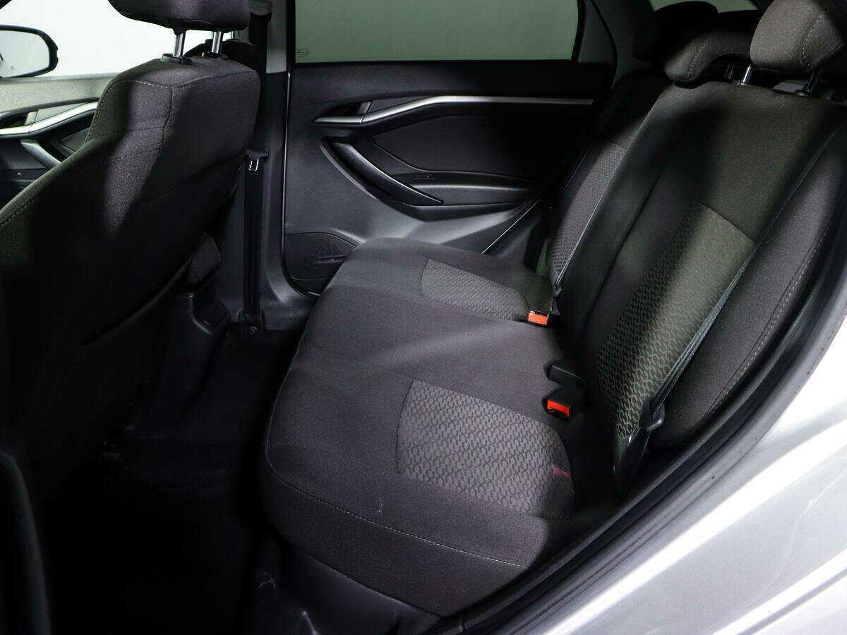 Купить Lada (ВАЗ) Vesta SW, 2019, 101 000 км, фото №8