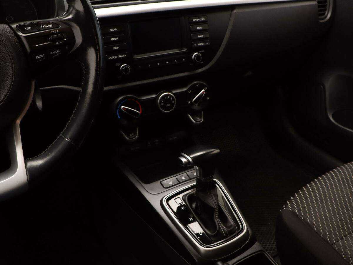 Купить Kia Rio, 2018, 101 110 км, фото №15