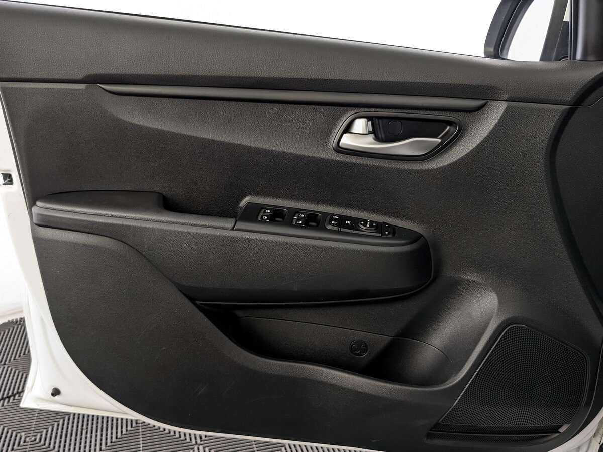 Купить Kia Rio, 2021, 39 314 км, фото №15
