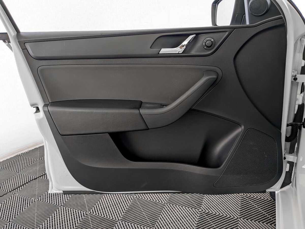 Купить Skoda Rapid, 2017, 108 276 км, фото №17