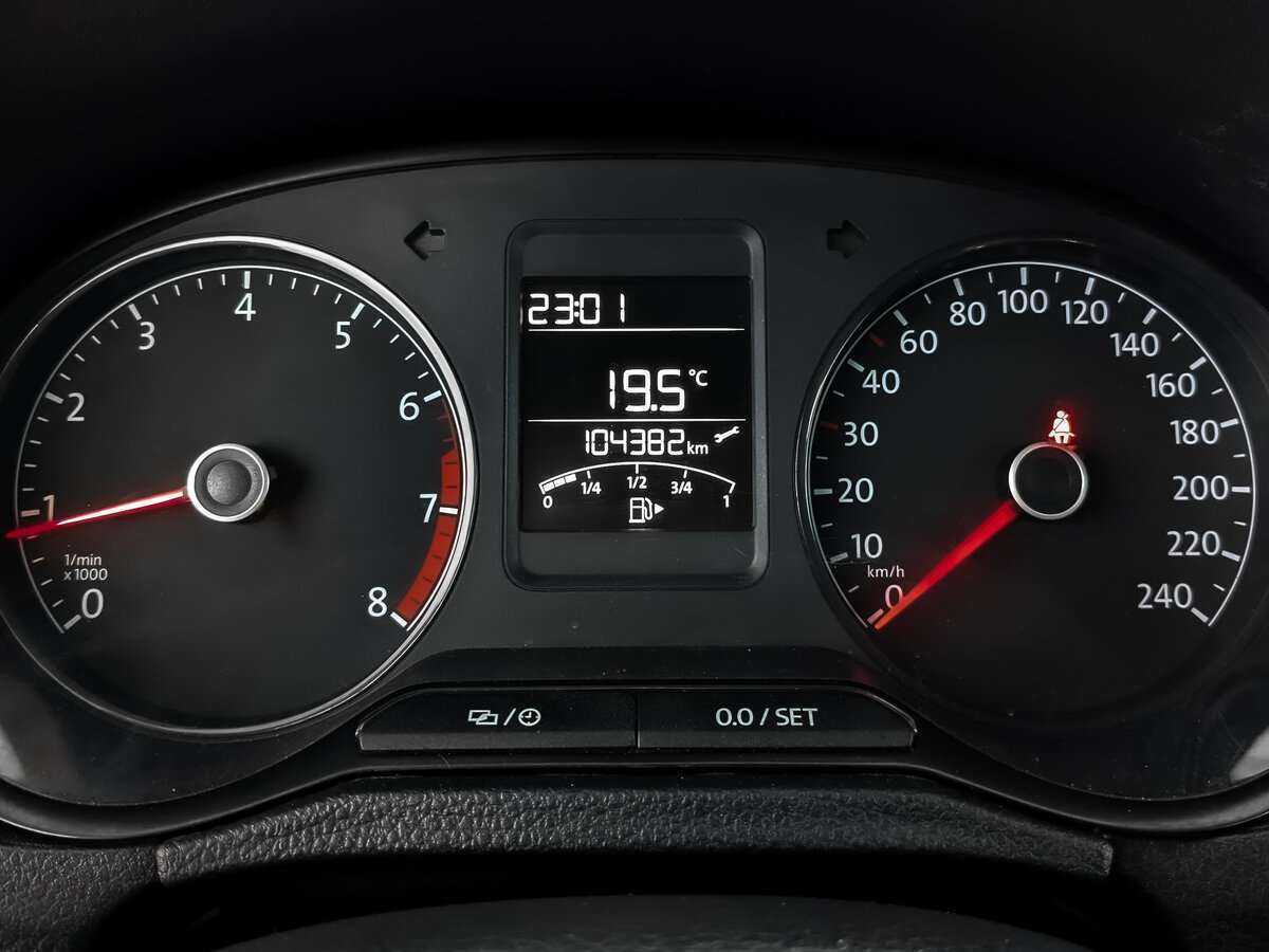 Купить Volkswagen Polo, 2018, 104 329 км, фото №16