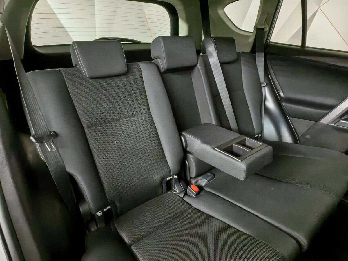 Купить Toyota RAV4, 2016, 177 936 км, фото №12