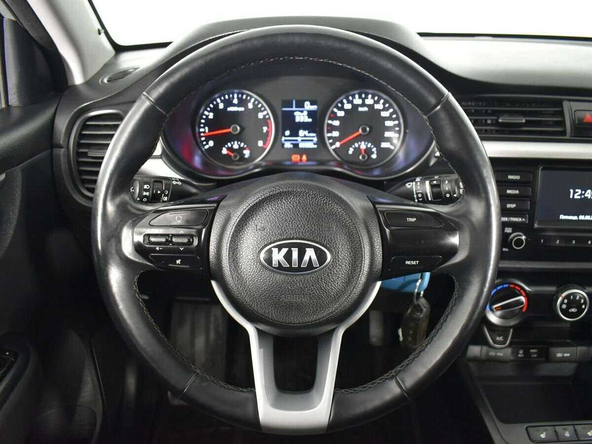 Купить Kia Rio X-Line, 2019, 65 558 км, фото №9