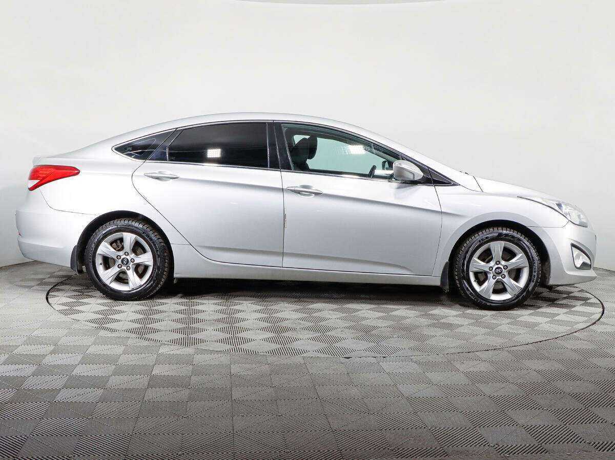 Купить Hyundai i40, 2013, 157 573 км, фото №4