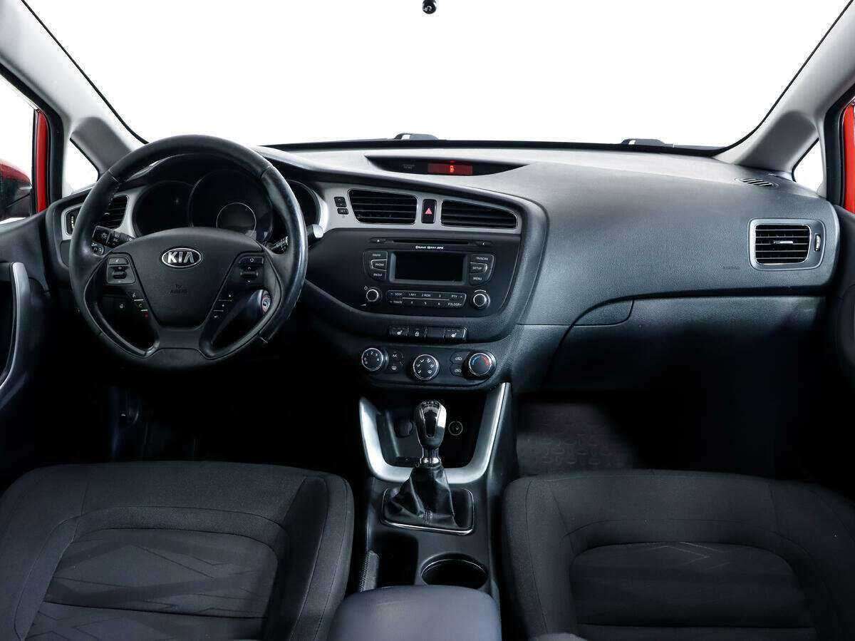 Купить Kia Ceed, 2015, 229 948 км, фото №10