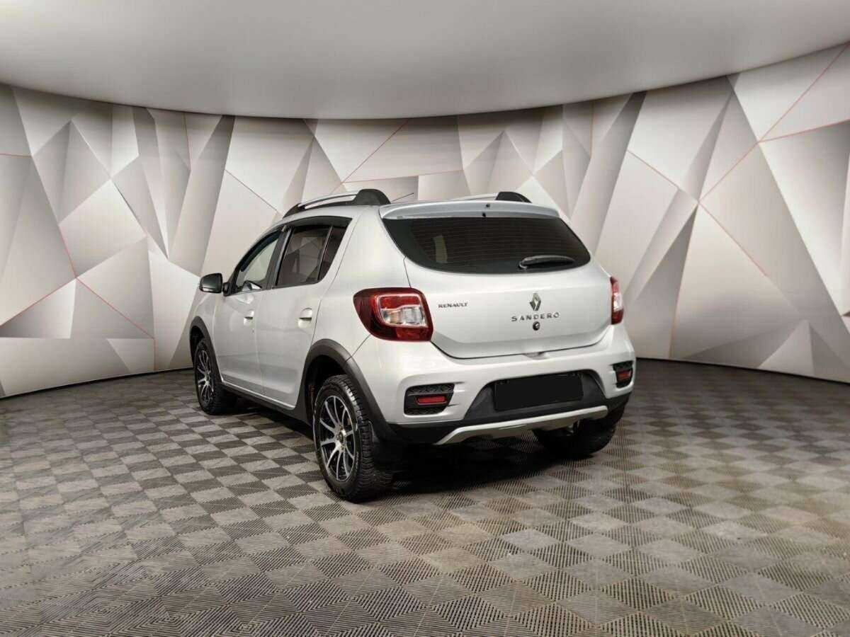 Купить Renault Sandero Stepway, 2017, 98 332 км, фото №4