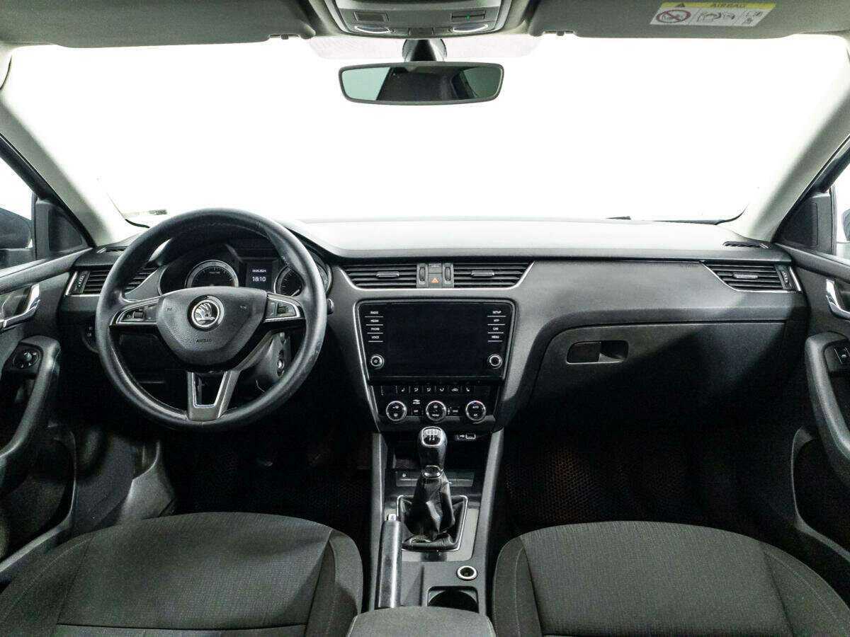 Купить Skoda Octavia, 2018, 311 613 км, фото №13