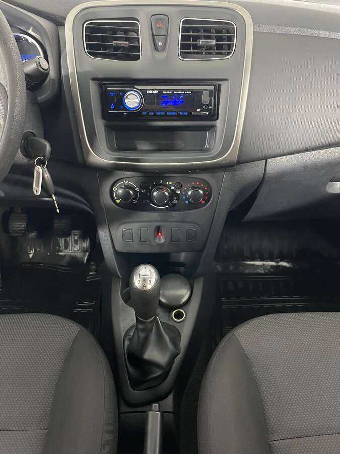 Купить Renault Logan, 2014, 156 200 км, фото №16