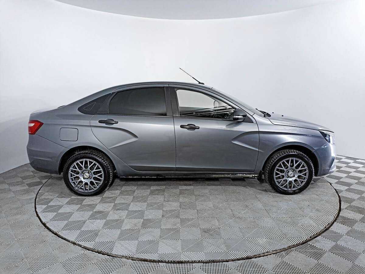 Купить Lada (ВАЗ) Vesta, 2018, 106 001 км, фото №4