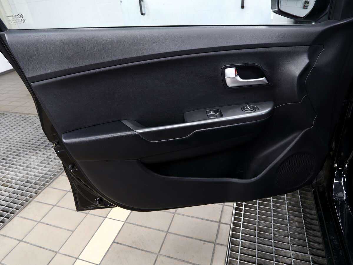 Купить Kia Rio, 2013, 120 000 км, фото №8