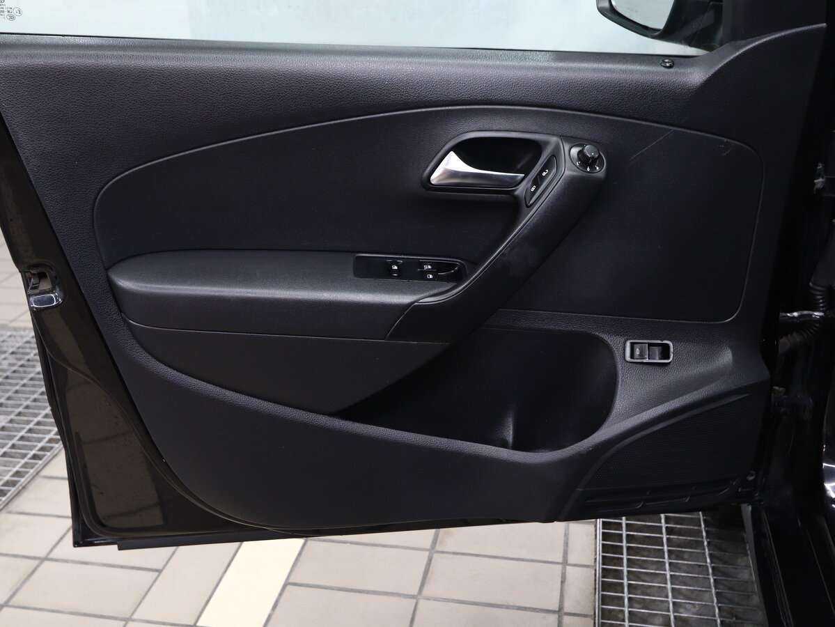 Купить Volkswagen Polo, 2013, 242 000 км, фото №11