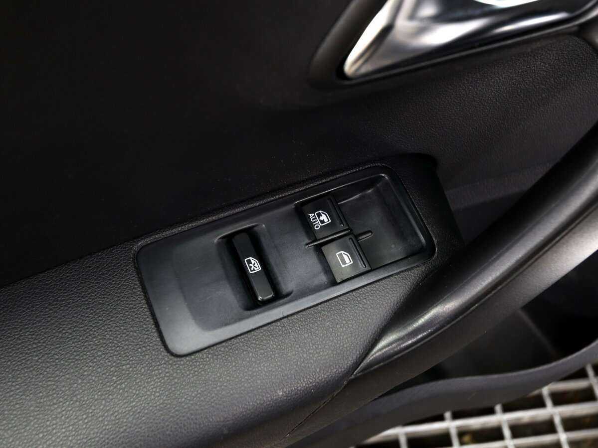 Купить Volkswagen Polo, 2012, 204 500 км, фото №8