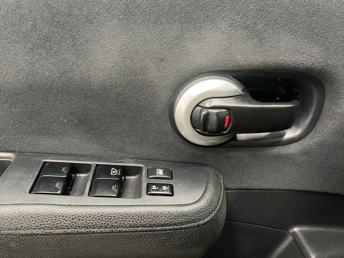 Купить Nissan Tiida, 2013, 211 000 км, фото №16