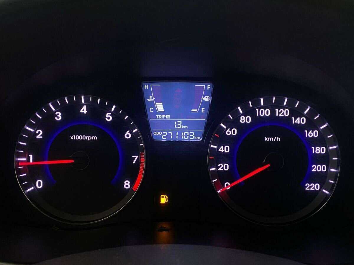 Купить Hyundai Solaris, 2013, 271 102 км, фото №12