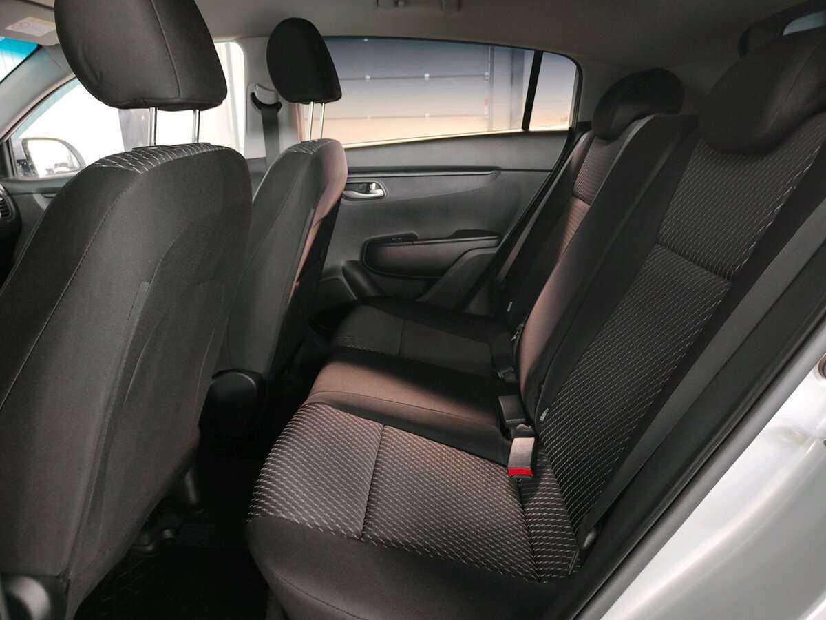 Купить Kia Rio X-Line, 2019, 120 208 км, фото №13