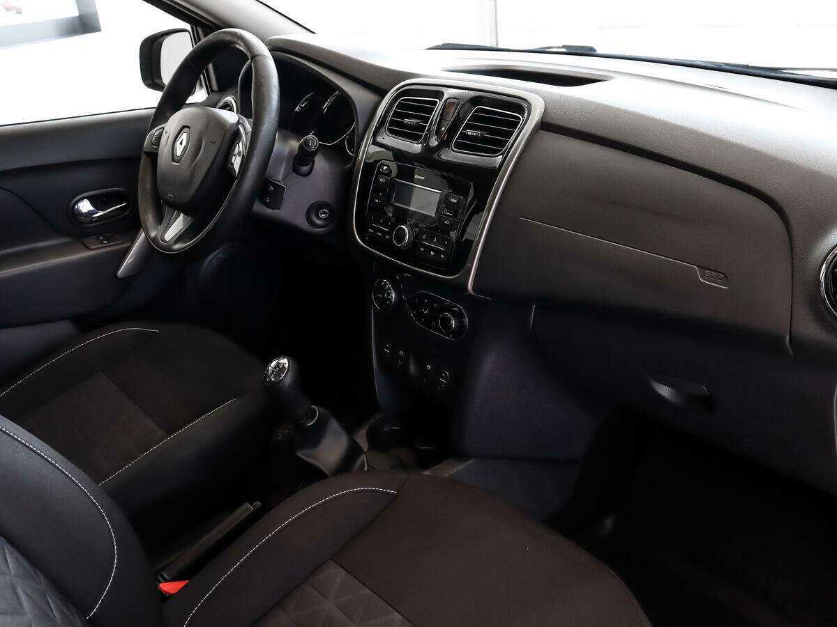 Купить Renault Sandero Stepway, 2017, 62 078 км, фото №11