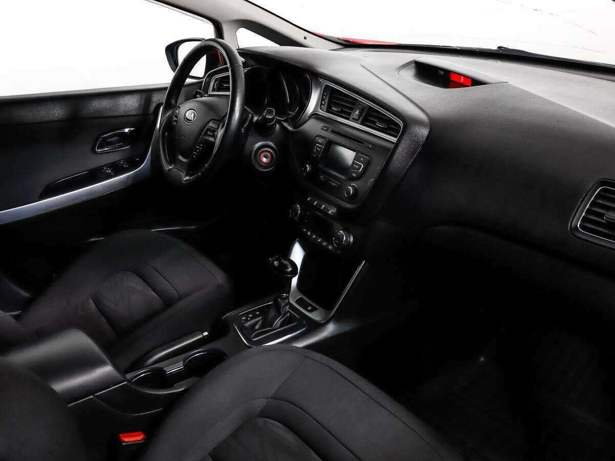 Купить Kia Ceed, 2017, 89 000 км, фото №11
