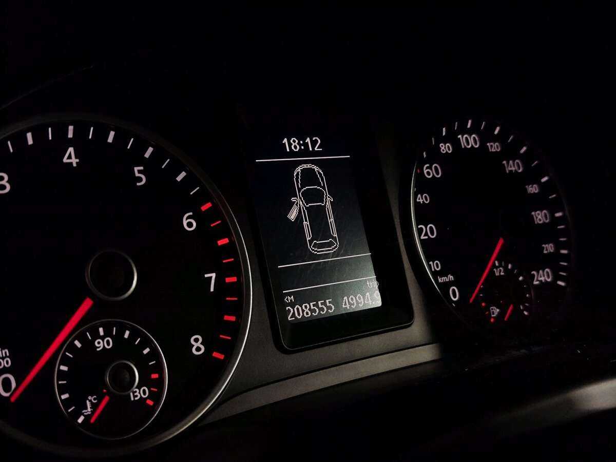 Купить Volkswagen Tiguan, 2013, 208 555 км, фото №5