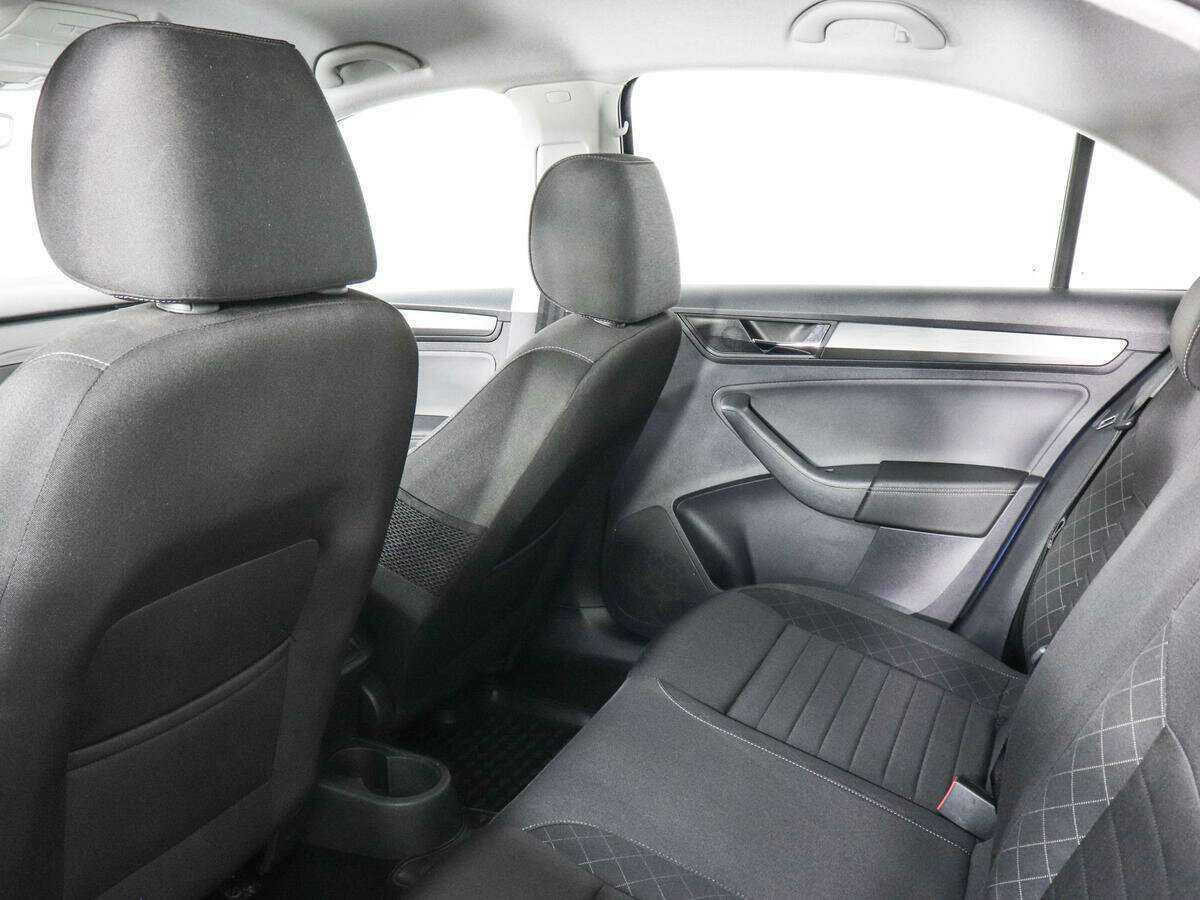 Купить Skoda Rapid, 2018, 180 777 км, фото №12