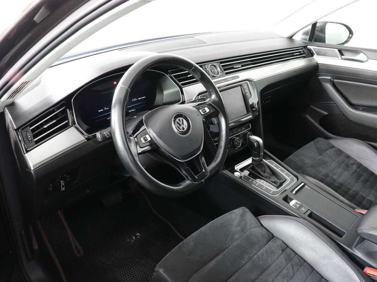 Купить Volkswagen Passat, 2015, 177 045 км, фото №8