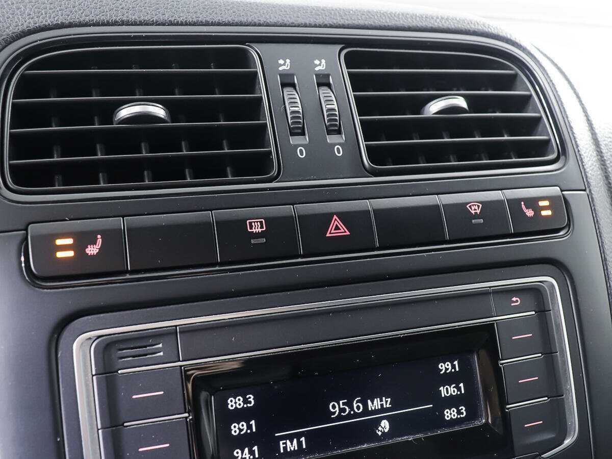 Купить Volkswagen Polo, 2017, 97 800 км, фото №18