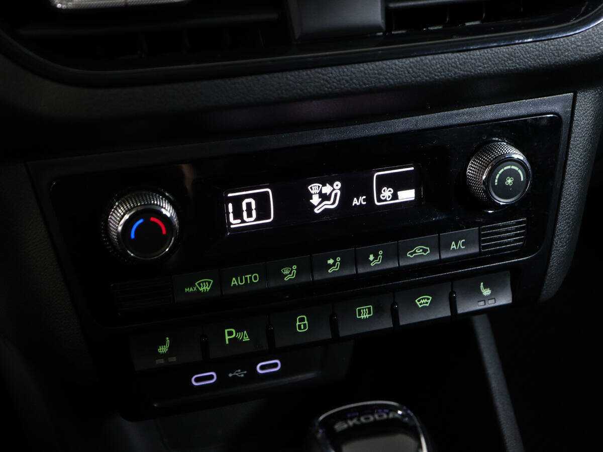 Купить Skoda Rapid, 2021, 102 235 км, фото №20