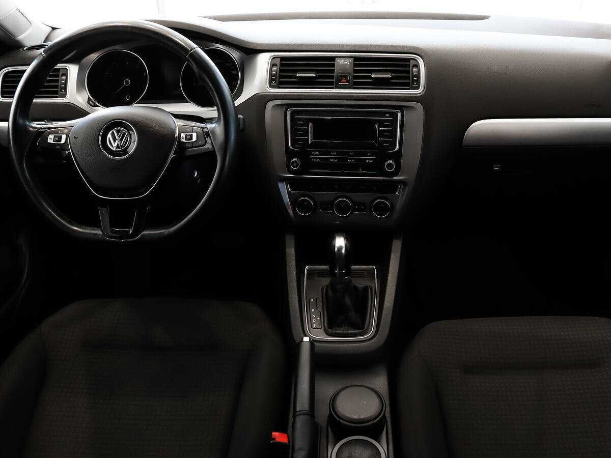 Купить Volkswagen Jetta, 2017, 87 032 км, фото №12