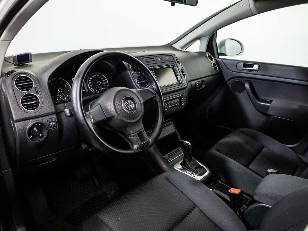 Купить Volkswagen Golf Plus, 2013, 129 960 км, фото №11