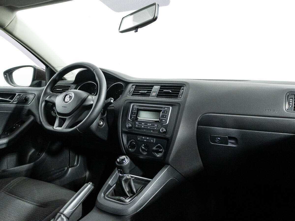 Купить Volkswagen Jetta, 2015, 98 142 км, фото №9