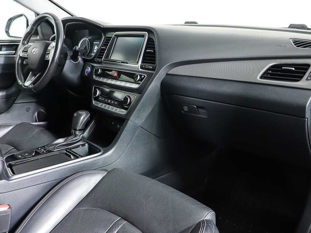 Купить Hyundai Sonata, 2018, 106 064 км, фото №9