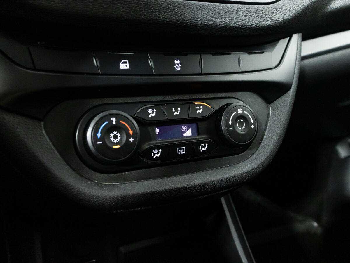 Купить Lada (ВАЗ) Vesta, 2022, 61 720 км, фото №16