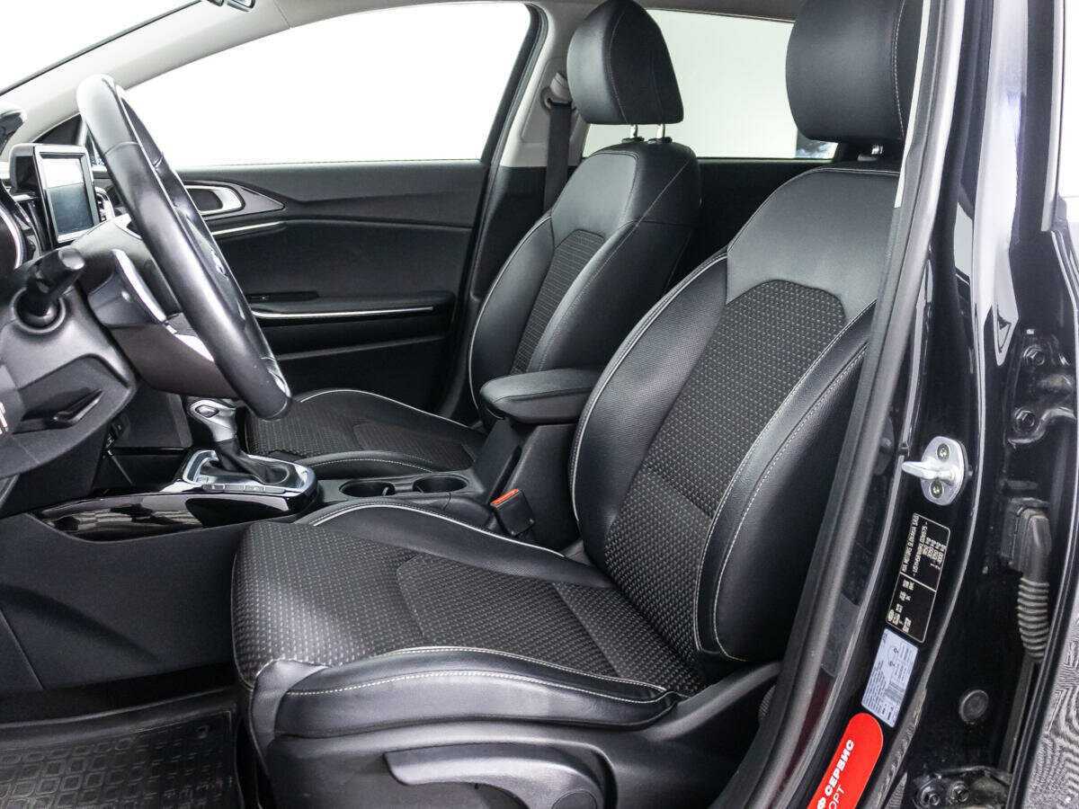Купить Kia Ceed, 2019, 116 000 км, фото №16