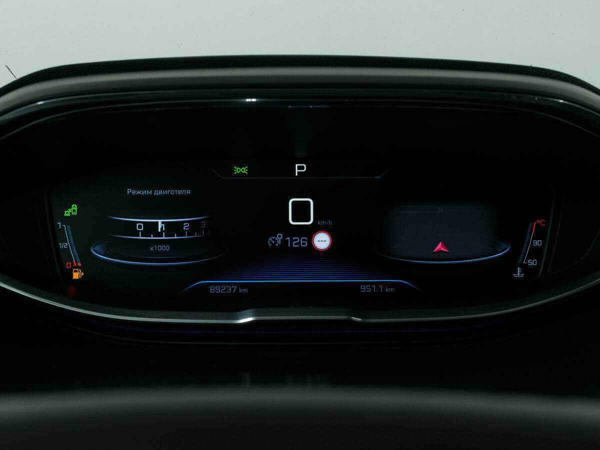 Купить Peugeot 3008, 2018, 89 133 км, фото №11