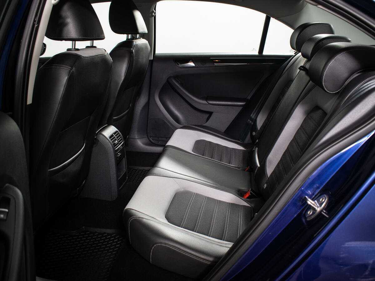 Купить Volkswagen Jetta, 2015, 97 915 км, фото №10
