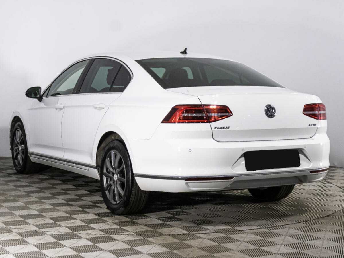 Купить Volkswagen Passat DSG7, 2017, 76 550 км, фото №7
