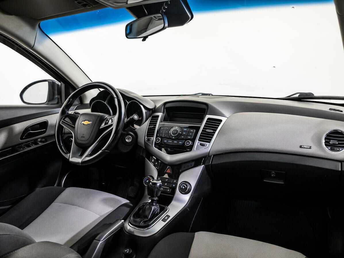 Купить Chevrolet Cruze, 2012, 262 755 км, фото №9