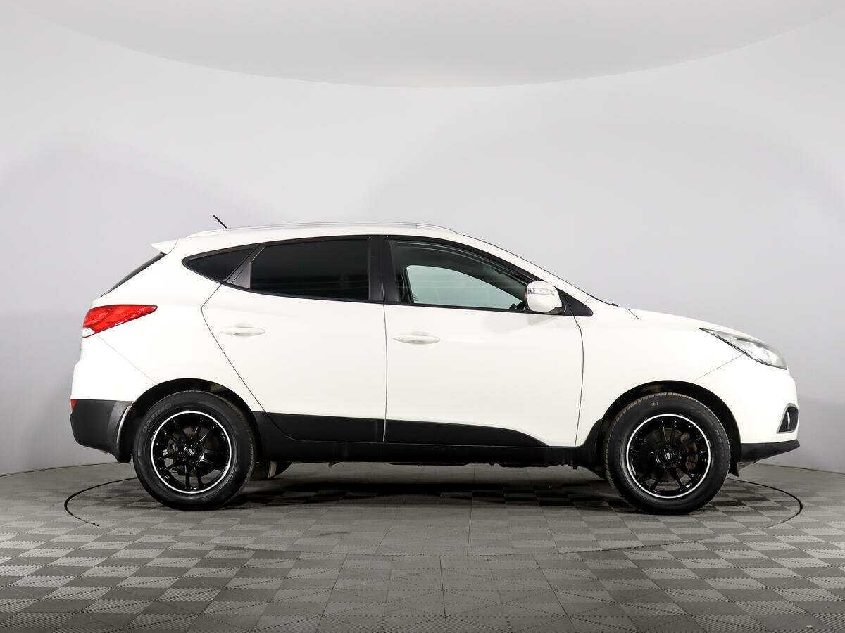 Купить Hyundai ix35, 2013, 240 259 км, фото №4
