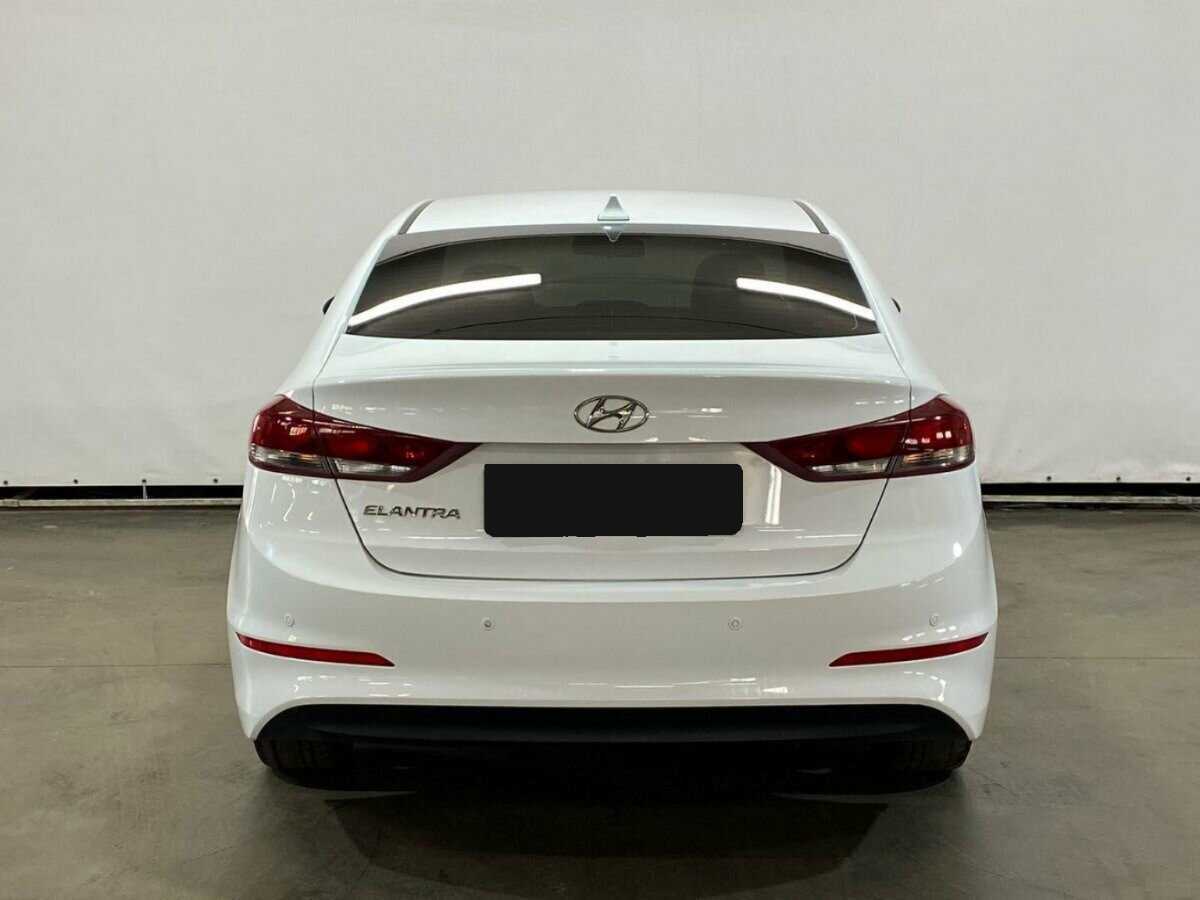 Купить Hyundai Elantra, 2017, 190 122 км, фото №6