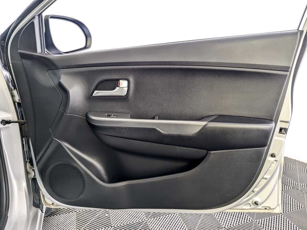 Купить Kia Rio, 2016, 111 223 км, фото №20