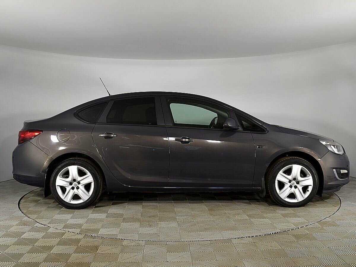 Купить Opel Astra, 2012, 210 302 км, фото №5