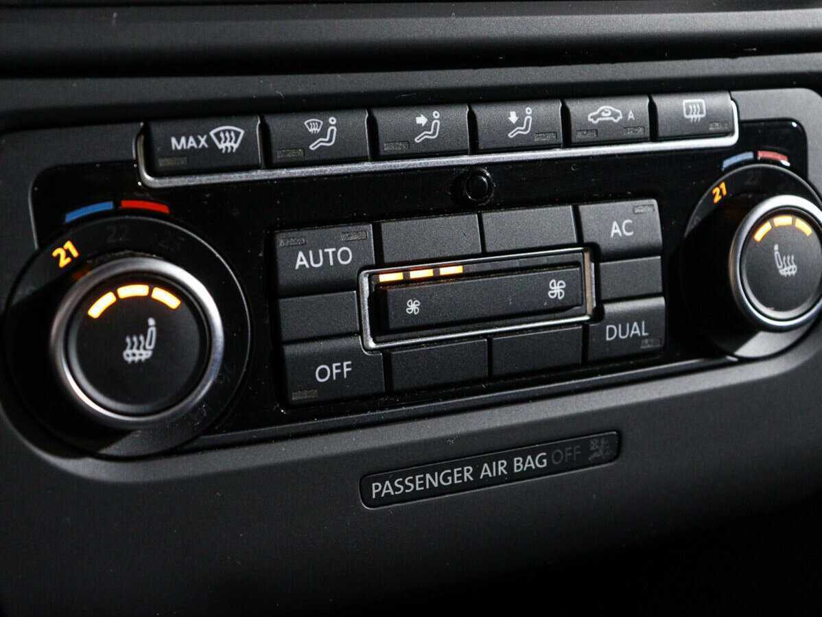 Купить Volkswagen Golf, 2012, 87 560 км, фото №14