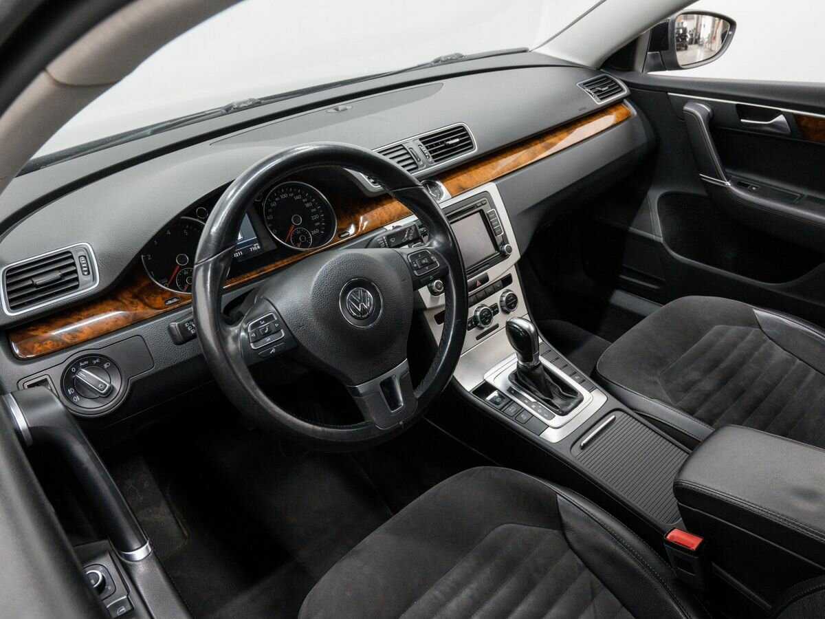 Купить Volkswagen Passat, 2012, 176 000 км, фото №13