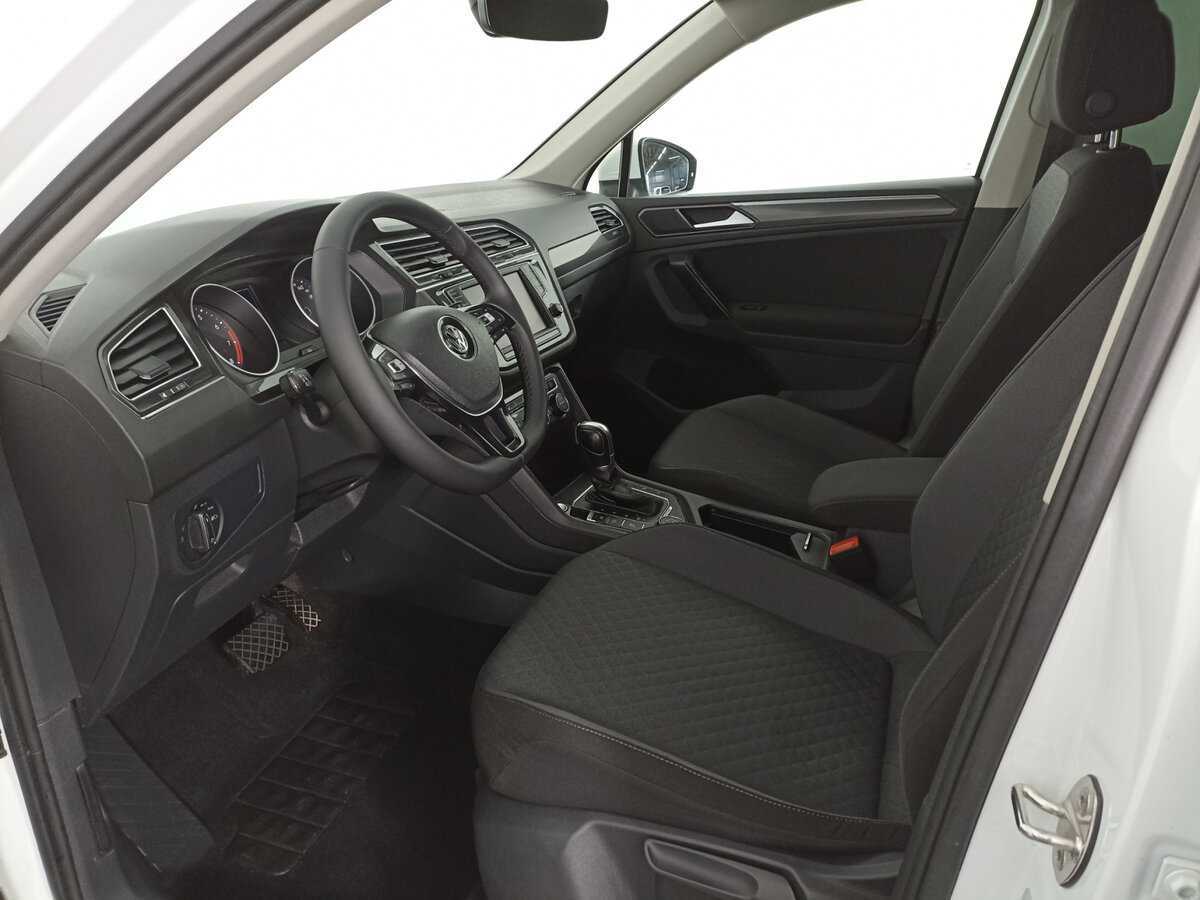 Купить Volkswagen Tiguan, 2017, 165 998 км, фото №14