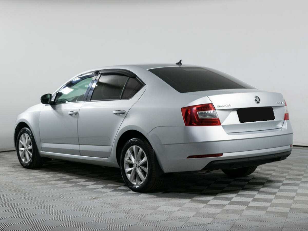 Купить Skoda Octavia, 2017, 130 000 км, фото №5