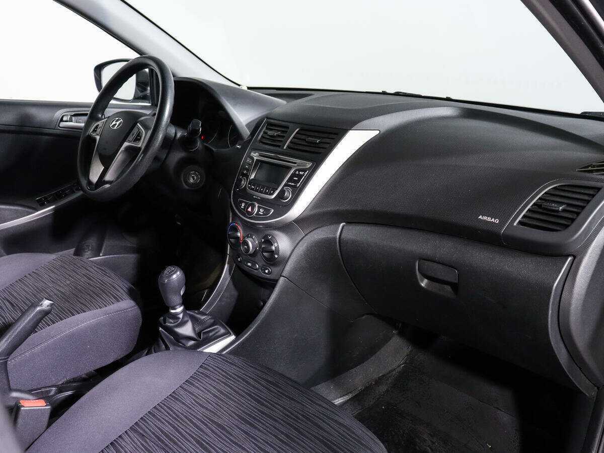 Купить Hyundai Solaris, 2016, 89 274 км, фото №10